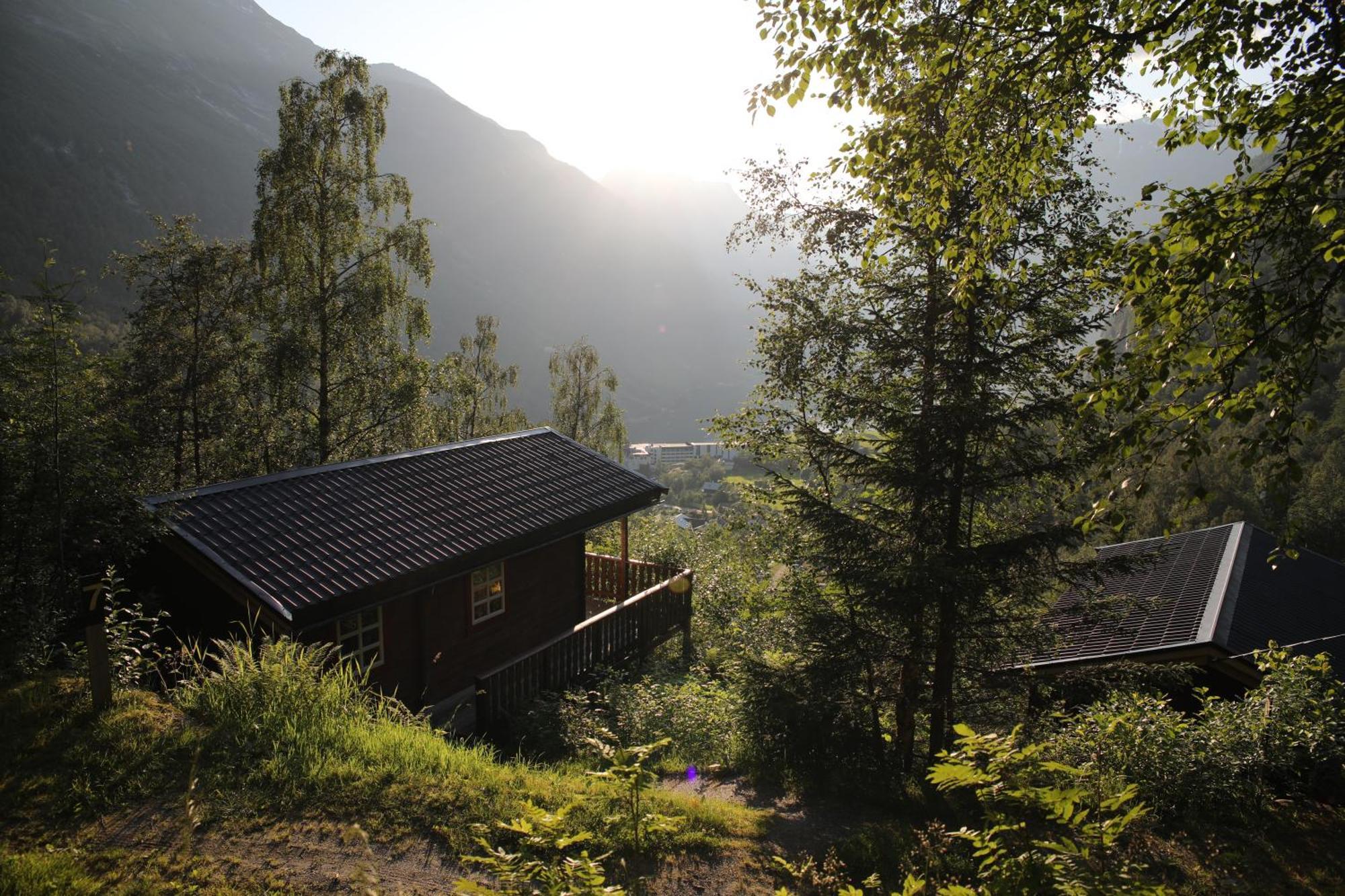 Fossen Accommodation Гайрангер Екстериор снимка