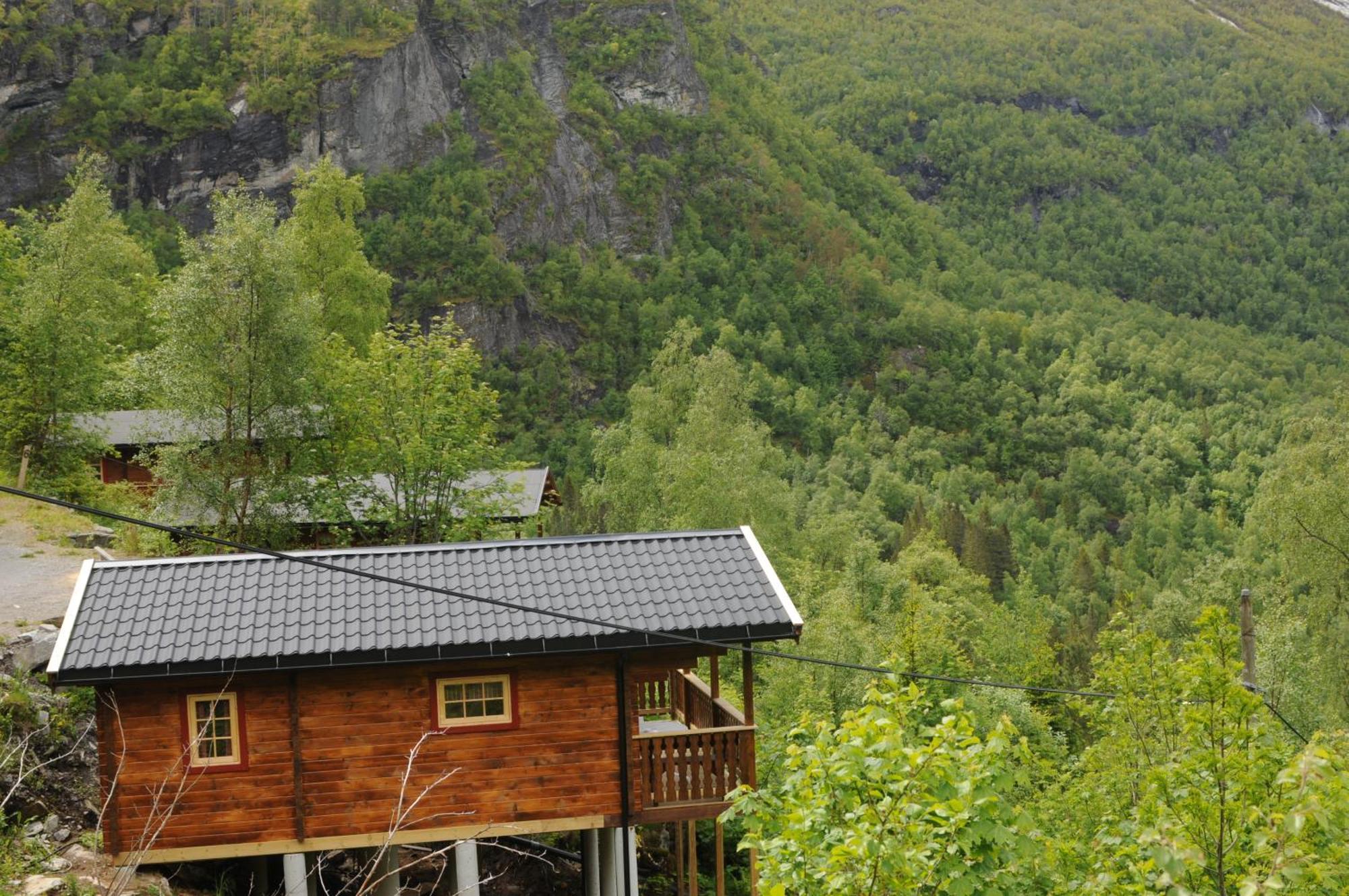 Fossen Accommodation Гайрангер Екстериор снимка