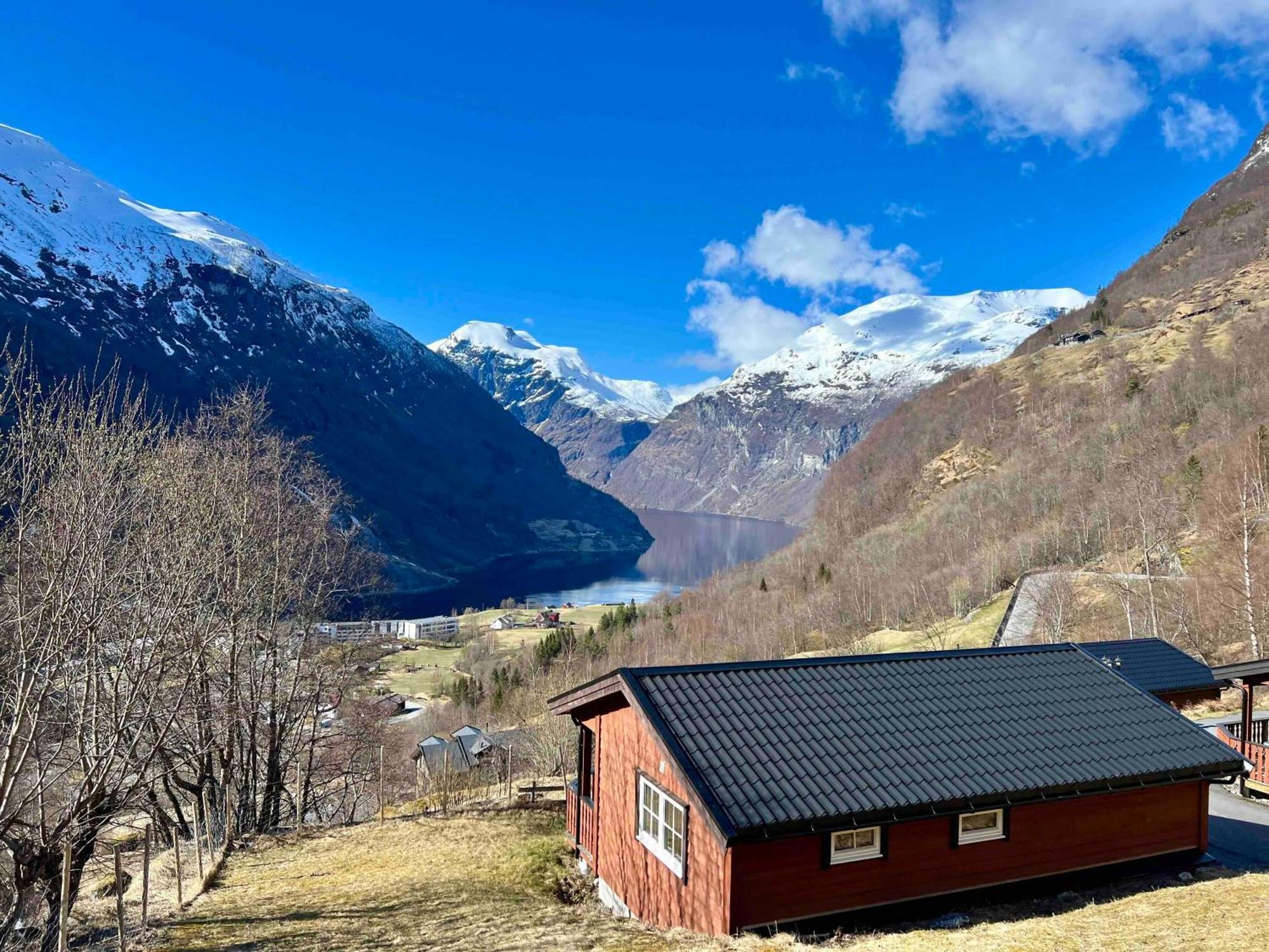 Fossen Accommodation Гайрангер Екстериор снимка